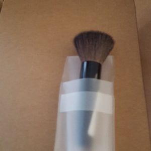 Mineral Foundation brush New